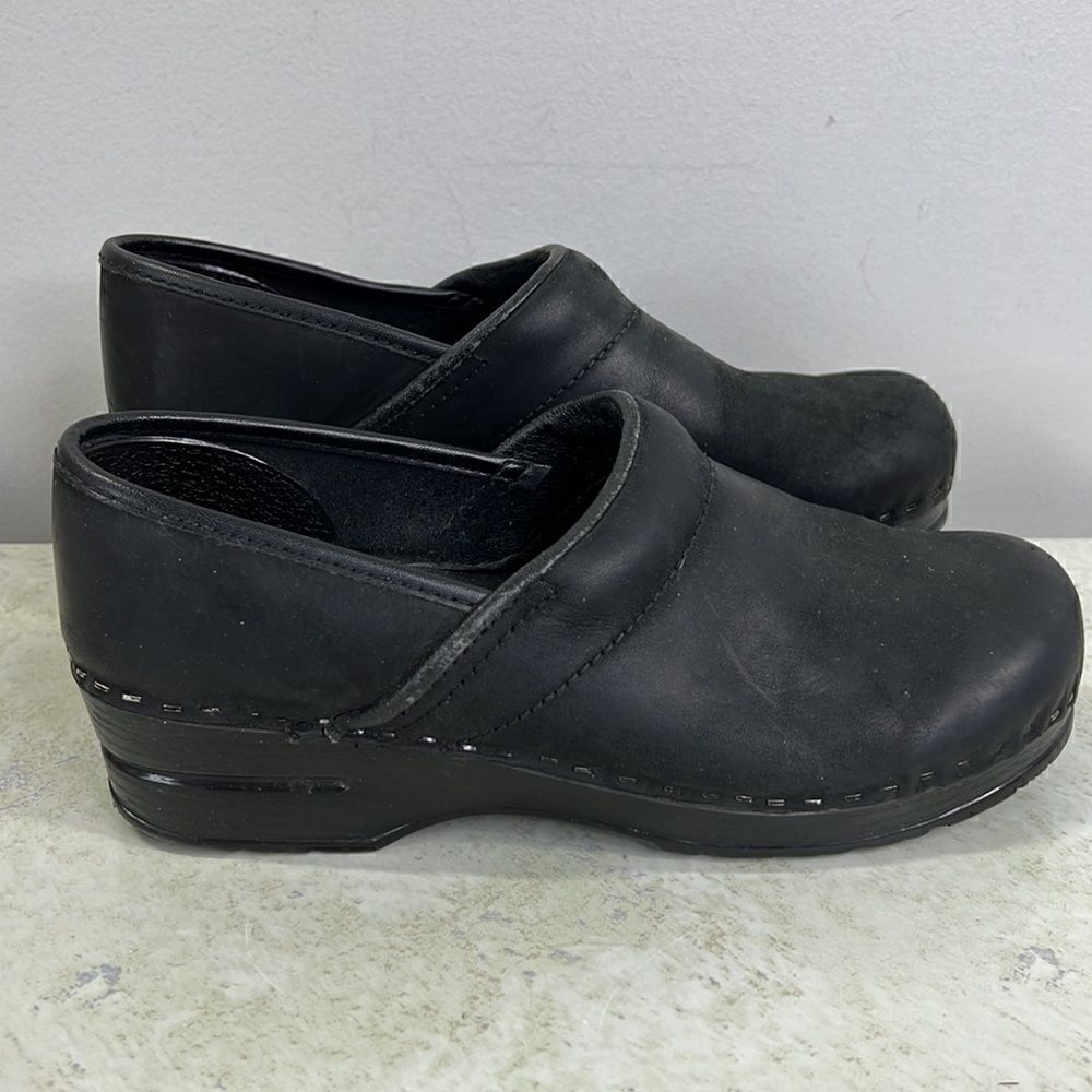 Bjorndal Black Clogs Size 10 - Picture 3 of 7